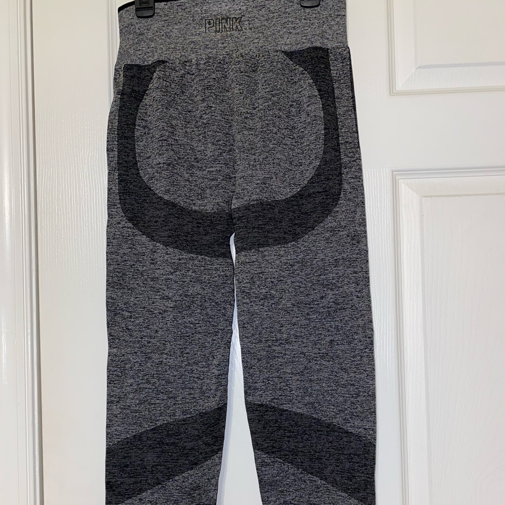 PINK Black Seamless leggings
